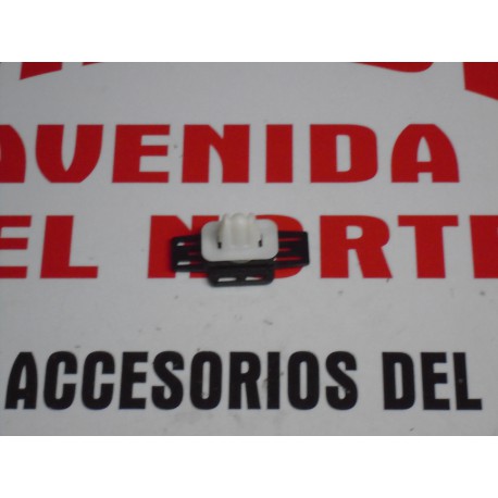 GRAPA   PLASTICO FORD