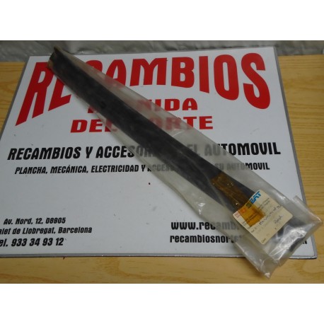 MOLDURA GOMA VIERTEAGUAS TRASERA DERECHA SEAT RONDA