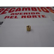 TUERCA ESCAPE SEAT 8X125