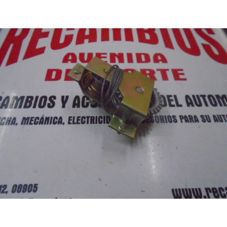 ALZACRISTALES TRASERO SEAT 850 4 PUERTAS