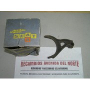 * HORQUILLA 1ª A 2ª CAJA CAMBIOS SEAT 128