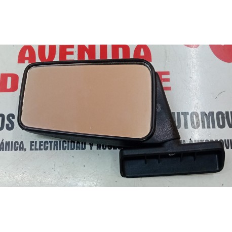 RETRO. UNIVERSAL IZQ Y DRCH