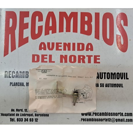 INTERRUPTOR LUZ MARCHA ATRAS  R5 Y R7