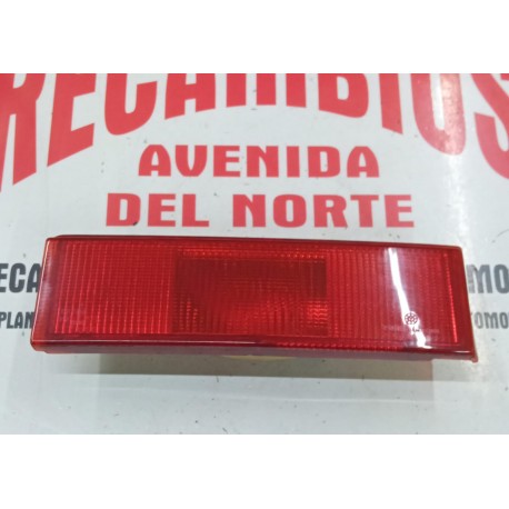 PILOTO TRASERO IZQUIERDO NIEBLA R11, USADO