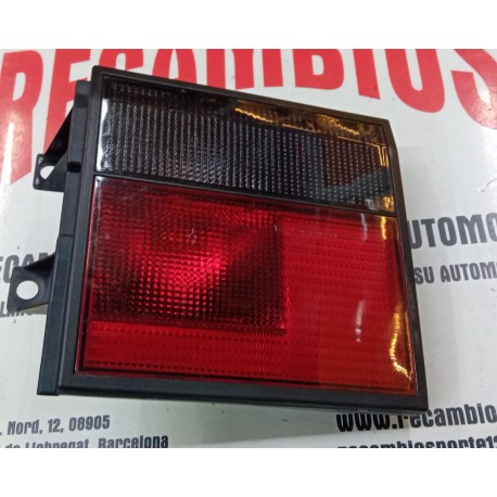 PLASTICO TRASERO DERECHO INTERIOR R 21