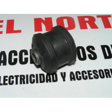 SILENTBLOCK TIRANTE EXTREMO BRAZO DE SUSPENSION SEAT IBIZA Y MALAGA DESDE 1987 - MC 00976 - SEAT XO-39552250