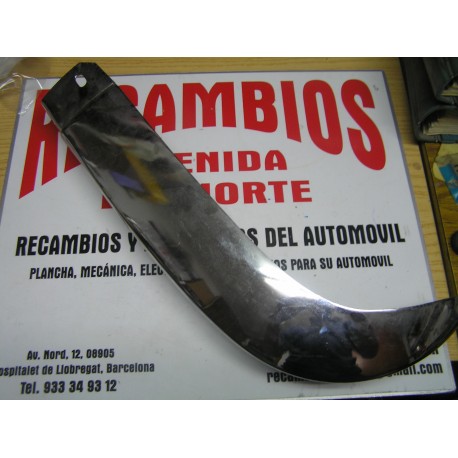 PUNTERA IZQUIERDA PARACHOQUES DELANTERO SIMCA 1200 - REFERENCIA 35663-6
