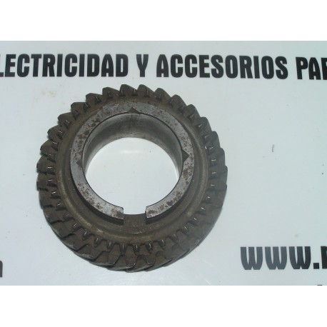 PIÑON CAMBIO TERCERA SIMCA 1200
