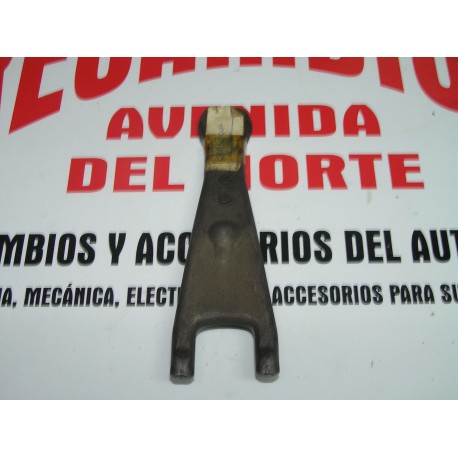 HORQUILLA EMBRAGUE SIMCA 1200 -1ª.-SERIE