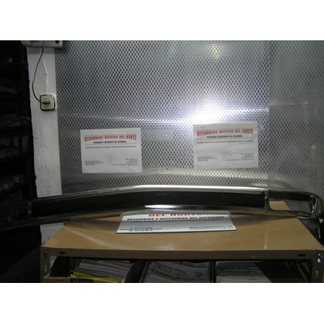 PARAGOLPES DELANTERO CON GOMA SEAT 132