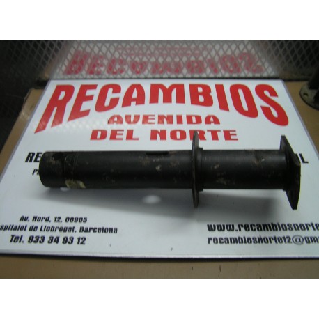 SOPORTE PAGOLPES DELANTERO IZQUIERDO SEAT 131