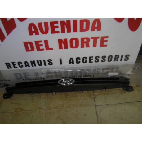 REJILLA FRONTAL RADIADOR FORD ESCORT (95-00)