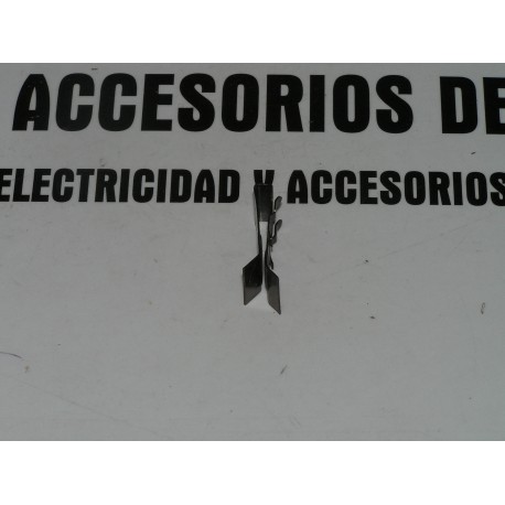 GRAPA METALICA SIMCA 1000 Y 1200