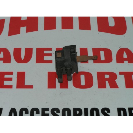 PORTAESCOBILLAS ALTERNADOR SIMCA 1200 Y CHRYSLER 150 REF MONREVIL PA 18