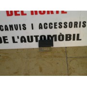 CENICERO SALPICADERO SEAT 124