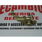 CERRADURA DELANTERA DERECHA SEAT 850 CUPE
