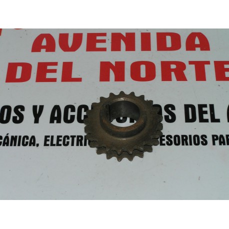 PIÑON DISTRIBUCION CON CADENA PEQUEÑO SEAT 124-1430