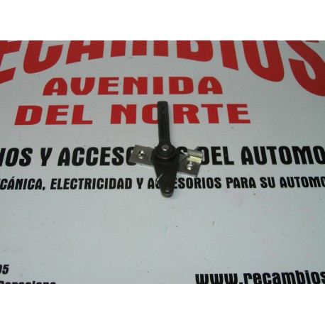 MANDO INTERIOR APERTURA PUERTA DELANTERA DERECHA RENAULT 6 MODERNO REF ORG, 0833210900