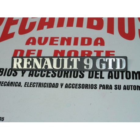 ANAGRAMA TRASERO DE PLASTICO  RENAULT 9 GTD