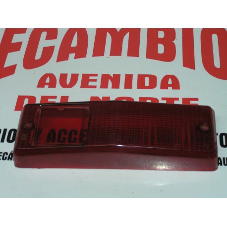 PLASTICO ROJO PILOTO TRASERO DERECHO SEAT 124 D