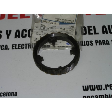 PIÑON VELOCIMETRO FORD FIESTA-KA-ESCORT Y ORION REF ORG. 6173197
