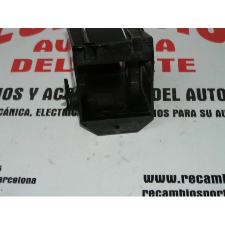 SOPORTE GATO SEAT 127 REF O0RG, HB 58611402