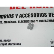CASQUILLOO RETENEDOR CAPOT Y TAPA MOTOR SEAT VARIOS
