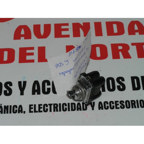 INTERRUPTOR SEAT 600 Y UNIVERSAL DE UNA POSICION 4 TERMINALES REDONDOS