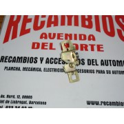 CERRADURA CAPO DELANTERO INFERIOR IZQUIERDO PEUGEOT 504