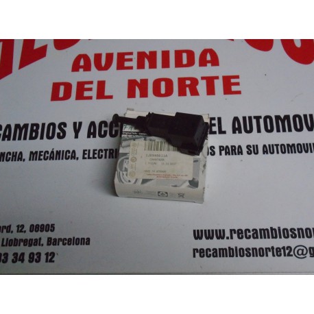 INTERRUPTOR LUZ FRENO VW GOLF IV Y OTROS 1LO945511A