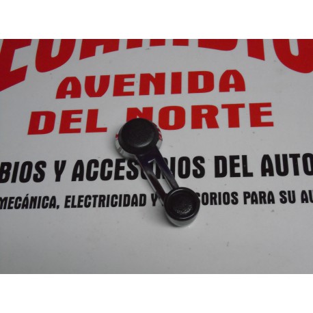 MANETA ELEVALUNAS INTERIOR DE PLASTICO FIAT 130-131-132