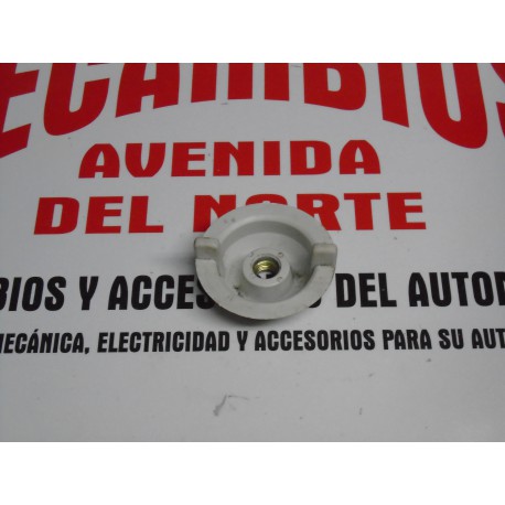 TUERCA FIJACION RUEDA DE REPUESTO SEAT 127