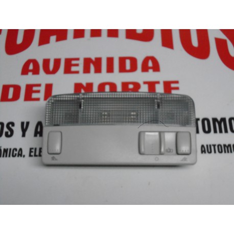 LUZ INTERIOR  VOLKSWAGEN GOLF IV PASSAT REF ORG, 3B0947105C