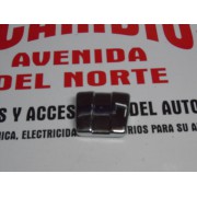 TAPA BISAGRA CROMADA PORTON SEAT 127