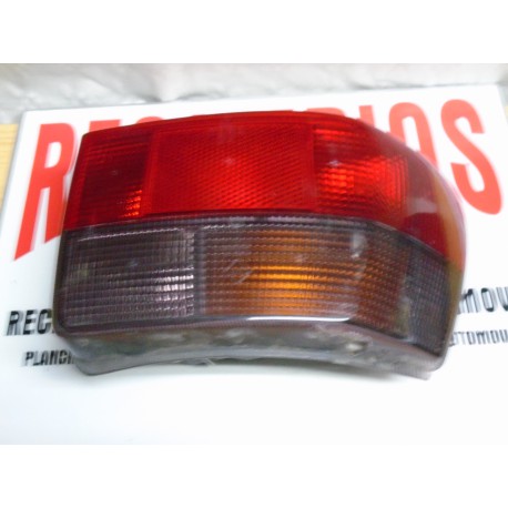 PILOTO TRASERO IZQUIERDO USADO CON PORTALAMPARAS Y BOMBILLAS OPEL ASTRA REF 394449