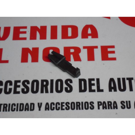 GRAPA DE MANETA A CERRADURA VOLKSWAGEN REF ORG, 357837084