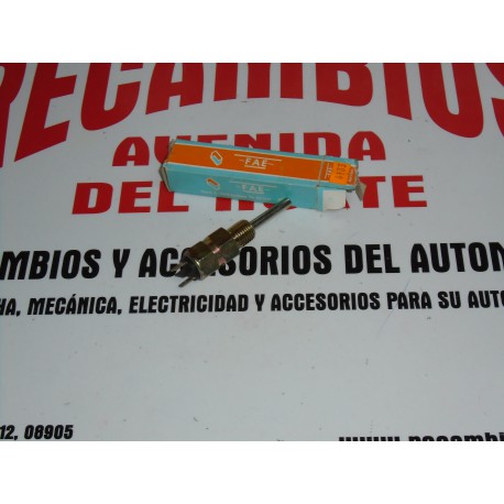 INTERRUPTOR MARCHA ATRAS SEAT 124 D 1600 1800 131 132 MODELOS EN LA FOTO ANGLI 4103