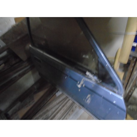 PUERTA DELANTERA DERECHA COMPLETA USADA OPEL RECORD DEL 86